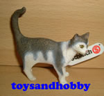 13638 - CAT STANDING