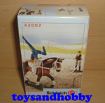 42002 - VAULTING SET, DUE OUT IN MAY