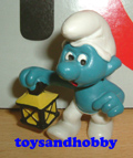 20024Y - LANTERN SMURF (RARE YELLOW VERSION)