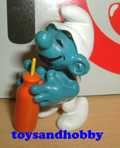 20057R - THIRSTY SMURF (RED BOTTLE)