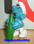 20057G - THIRSTY SMURF (GREEN BOTTLE)