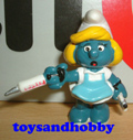 20139B - NURSE SMURFETTE (BLUE FRONT)