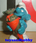 20221 - RED SURPRISE CONE SMURF