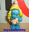 20428 - CAVEWOMAN SMURF