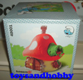 40001 - VINTAGE VERSION LARGE HOUSE