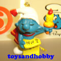 51905 - CHRISTMAS SMURF WITH CAROL SHEET