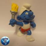 20030 - Torchbearer Smurf