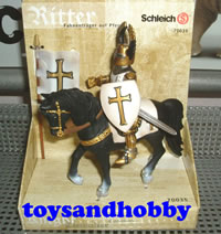 70035 - STANDARDBEARER ON HORSE