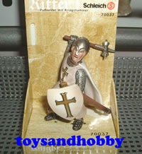 70037 - FOOT-SOLDIER WITH WAR HAMMER